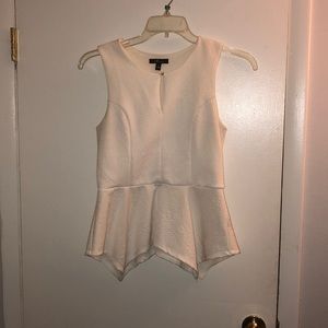 White sleeveless dress shirt